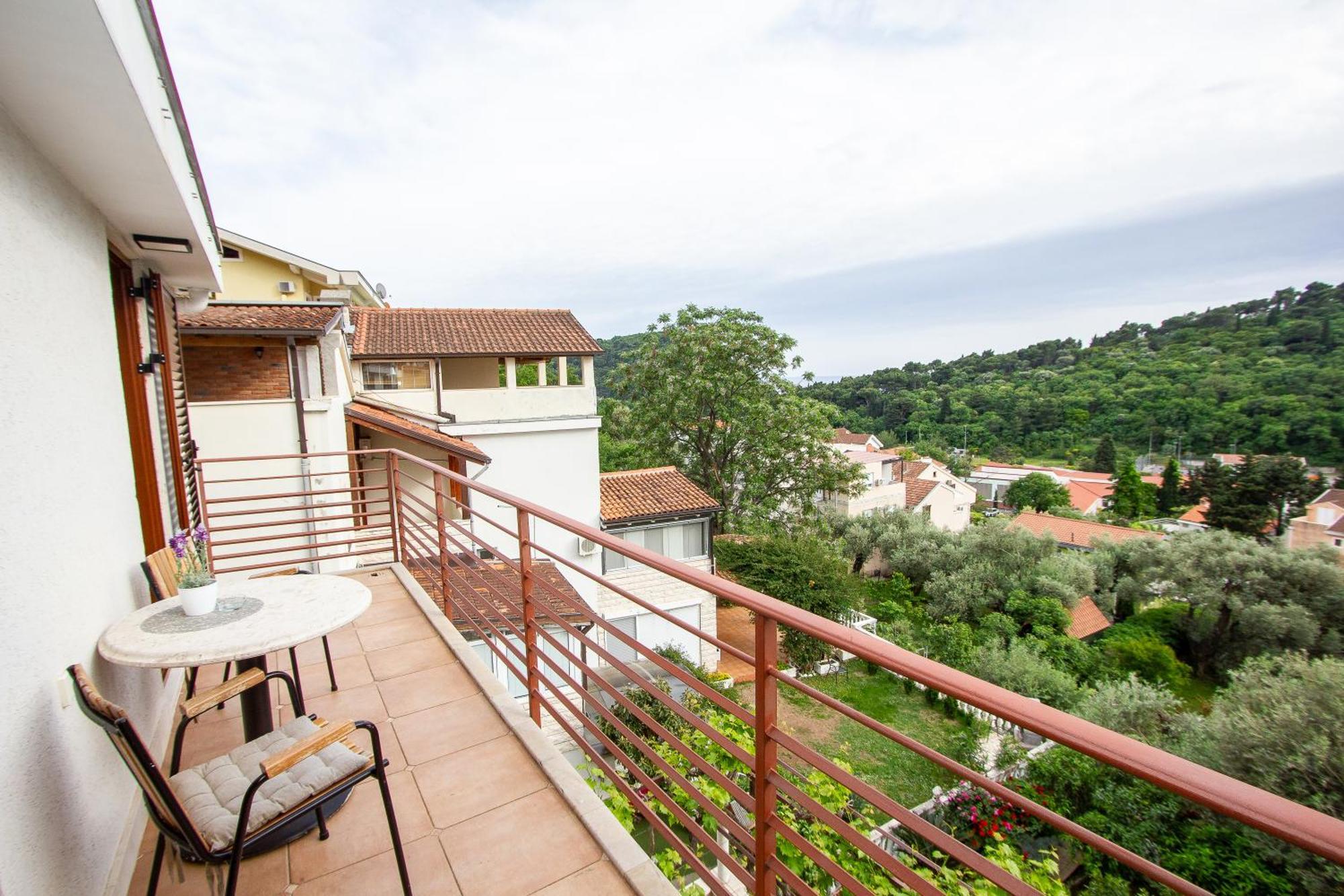 Guest House Jedro Petrovac ภายนอก รูปภาพ