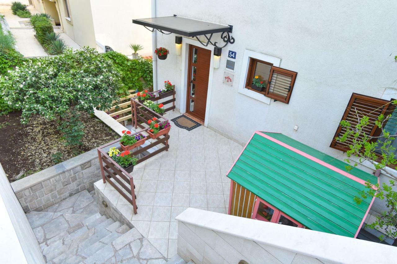 Guest House Jedro Petrovac ภายนอก รูปภาพ